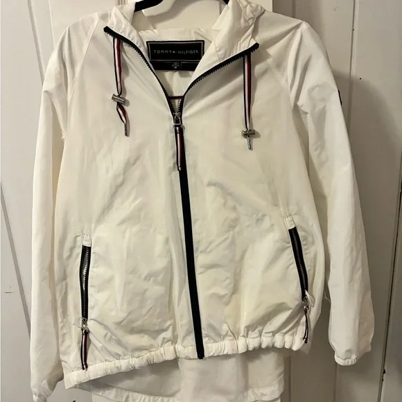 Tommy Hilfiger White Hooded Vintage Shell rain Jacket with Signature Trim - Picture 1 of 8